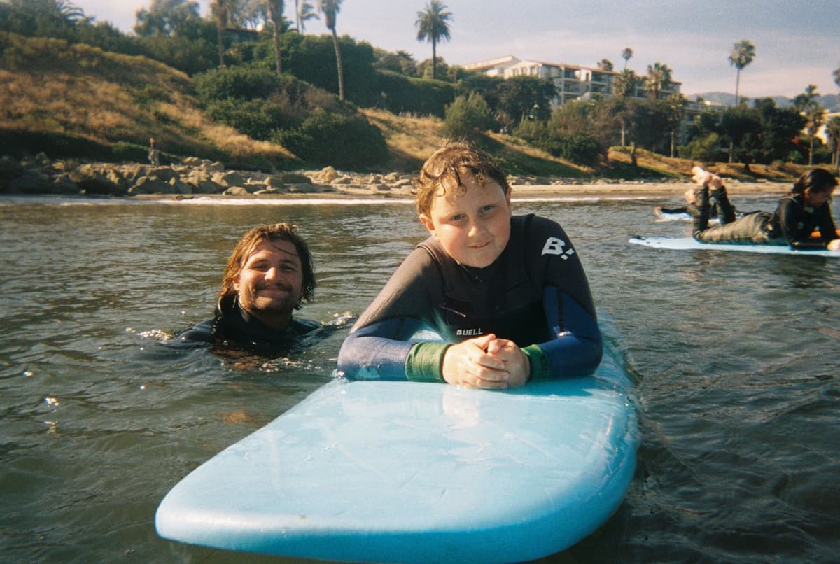 Soft-Top vs Fiberglass: The Best Beginner Surfboards